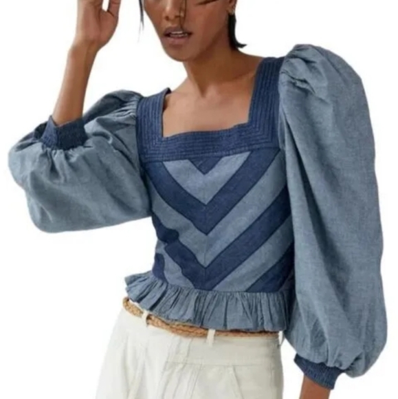 ANTHROPOLOGIE Love the Label Smocked Puff-Sleeve Denim Blouse Blue Top - SIZE M. - Picture 2 of 12